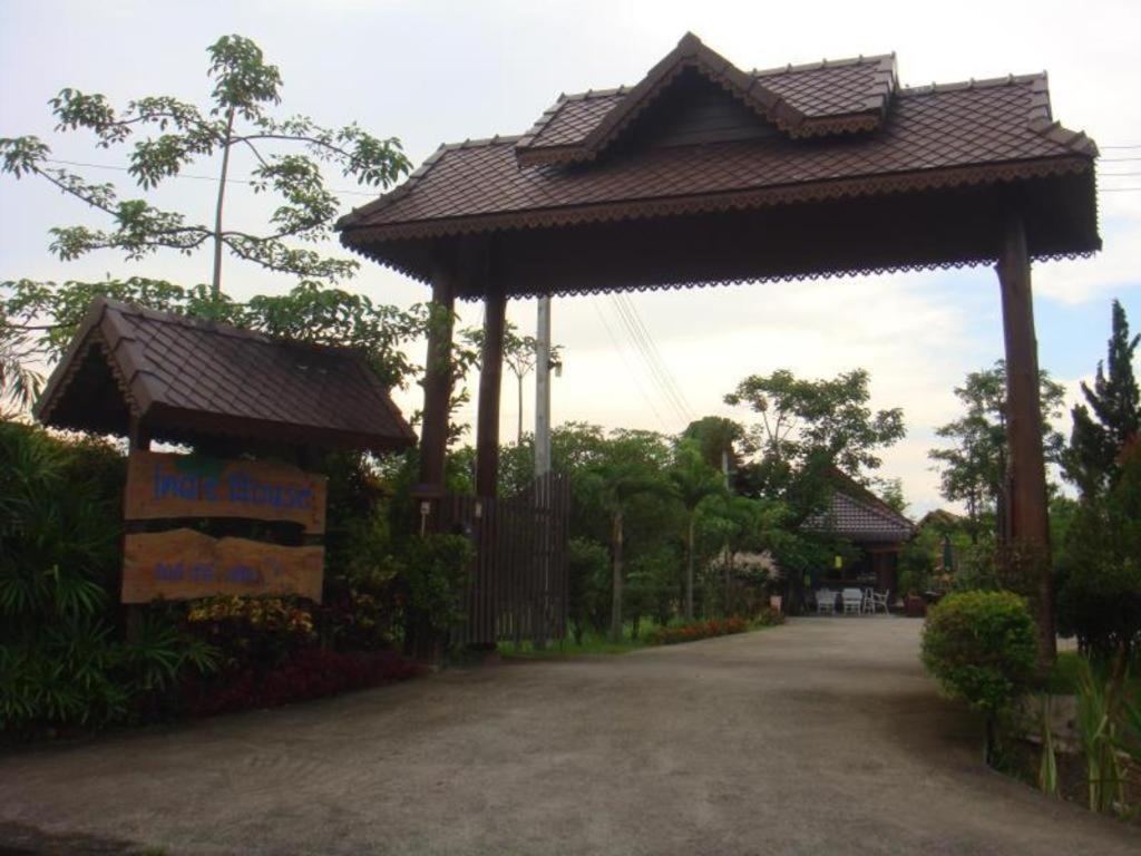 Indie House @ Maerim Chiang Mai Exteriör bild