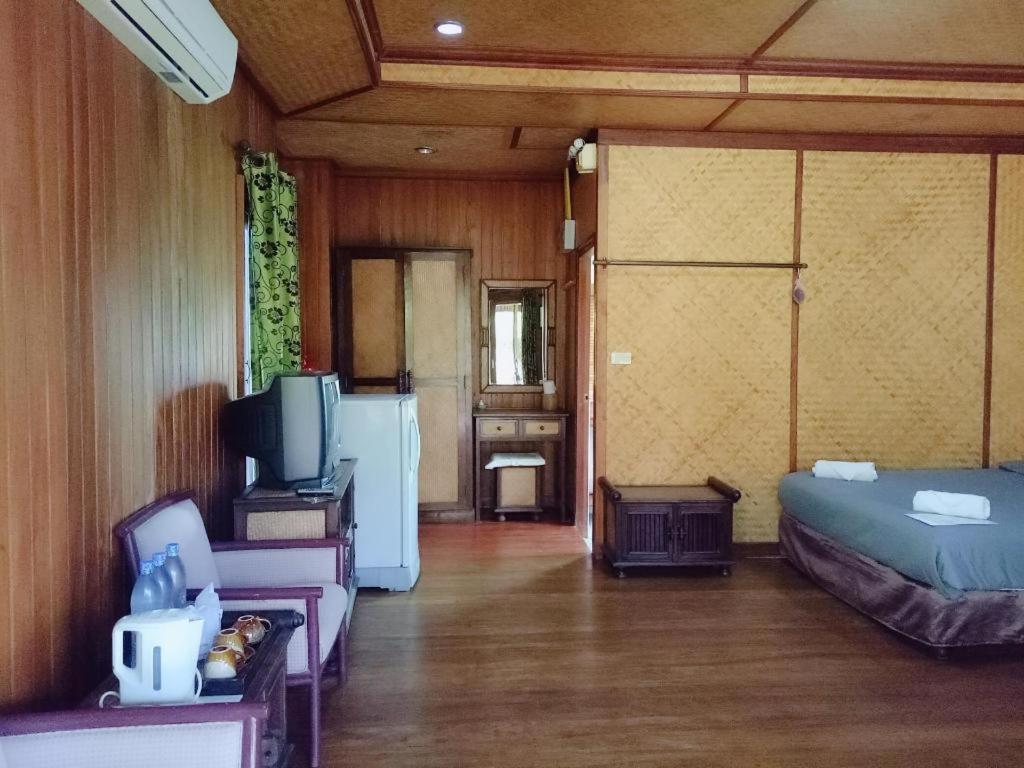 Indie House @ Maerim Chiang Mai Exteriör bild