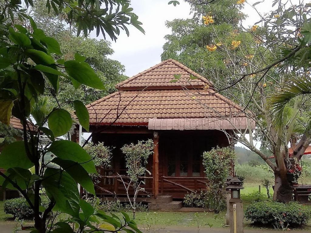 Indie House @ Maerim Chiang Mai Exteriör bild