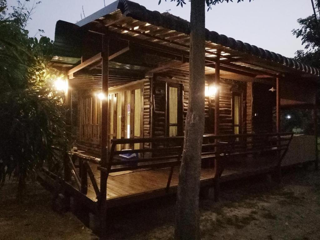 Indie House @ Maerim Chiang Mai Exteriör bild